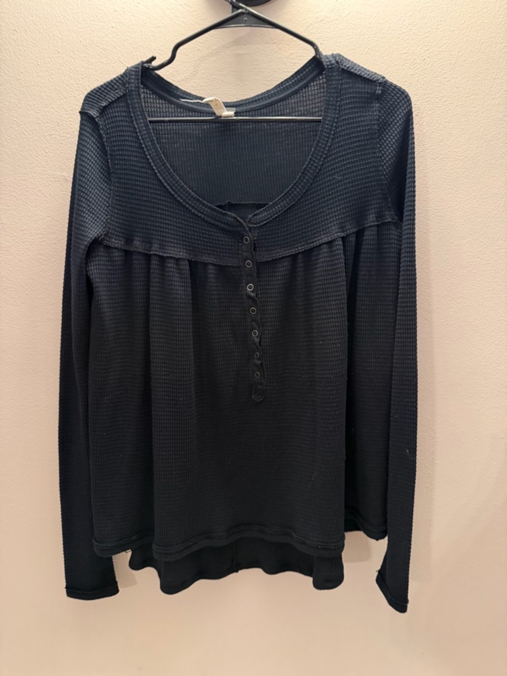 Free People We The Free Black Waffle Knit Henley Thermal Top‎ XS